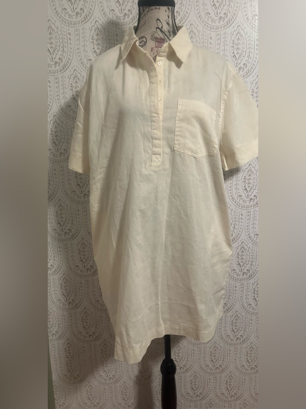 Women’s Ivory Tshirt Dress with pockets